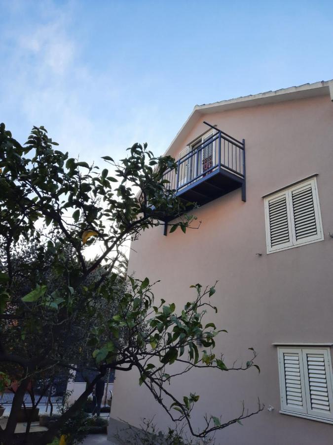 Ioannis Apartments 蒂瓦特 外观 照片
