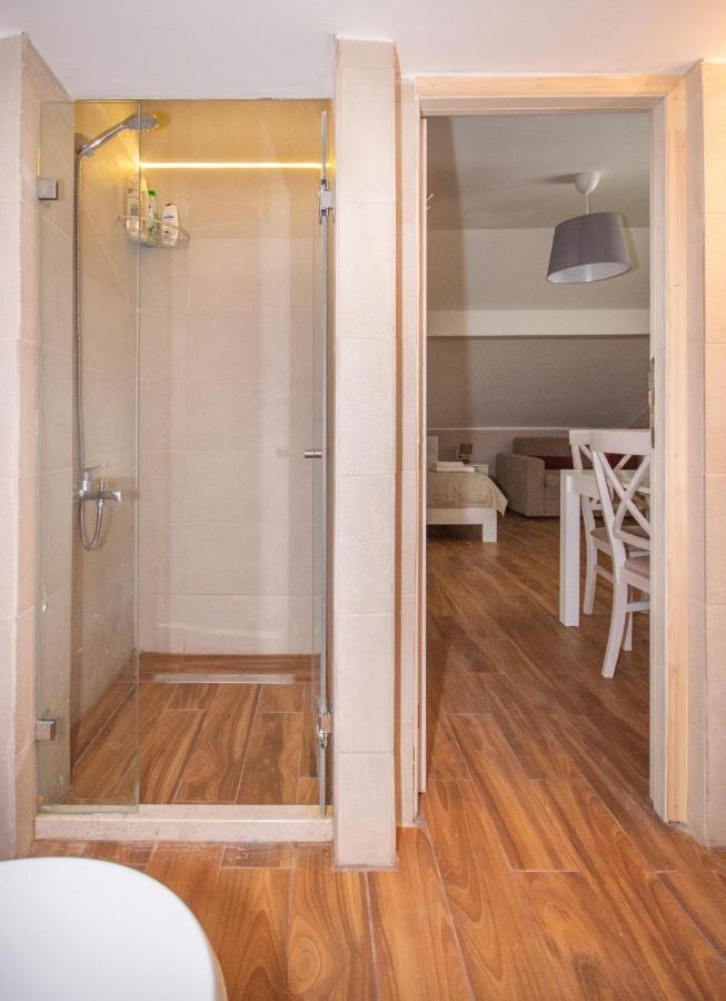 Ioannis Apartments 蒂瓦特 外观 照片